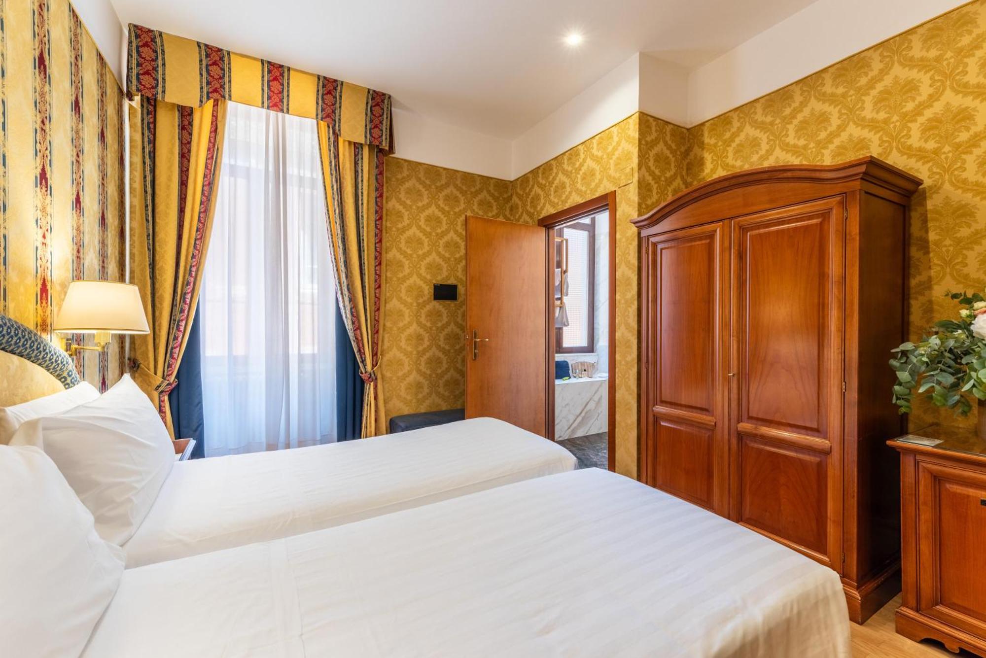 Standard Twin Room,1742587077:JPEG