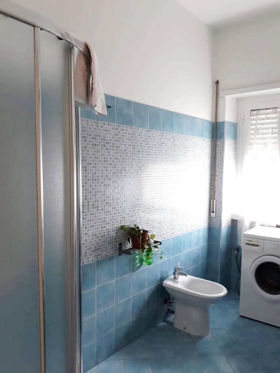 Standard Double Room with Shared Bathroom,720818926:JPEG