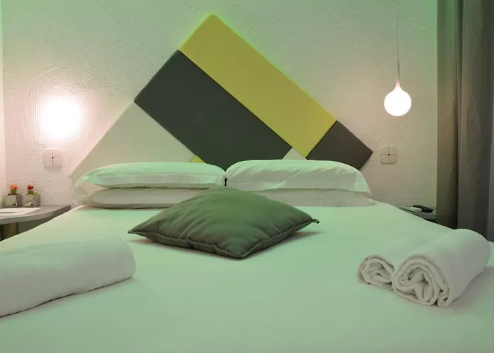 Design&Art Pie' - Elegant Rooms Near The Pantheon, Calm & Central Stay